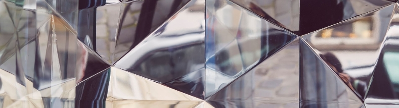 mirror illusion