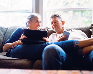 Personal retirement bond image of a couple on a couch